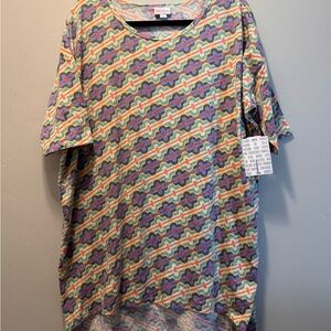 LuLaRoe Multicolor Geometric Short Sleeve Top